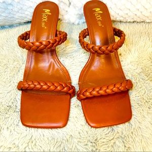Brown Strappy Heeled Sandals!!!!!!